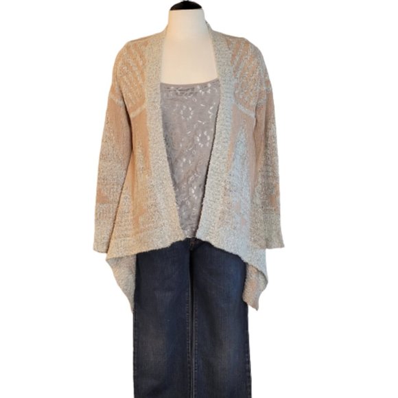 M. Fredric, size M, loose cardigan.  Light grey and mauve pink. NWOT. - Picture 3 of 14